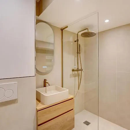 Marais In Center Апартаменты *